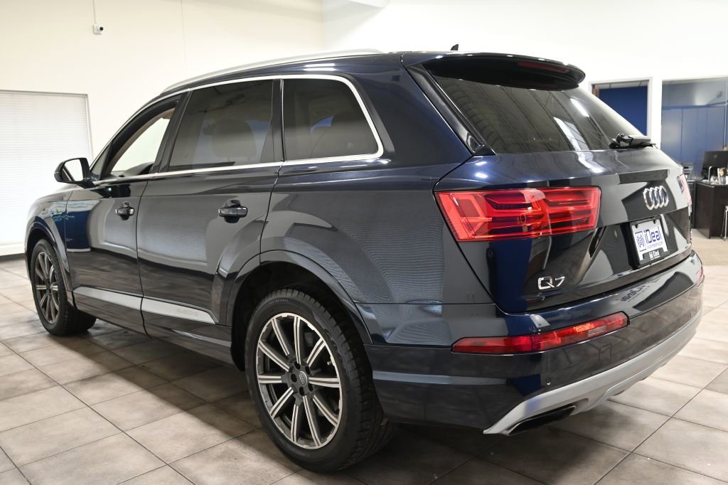 Used 2018 Audi Q7 3.0T Premium image 2