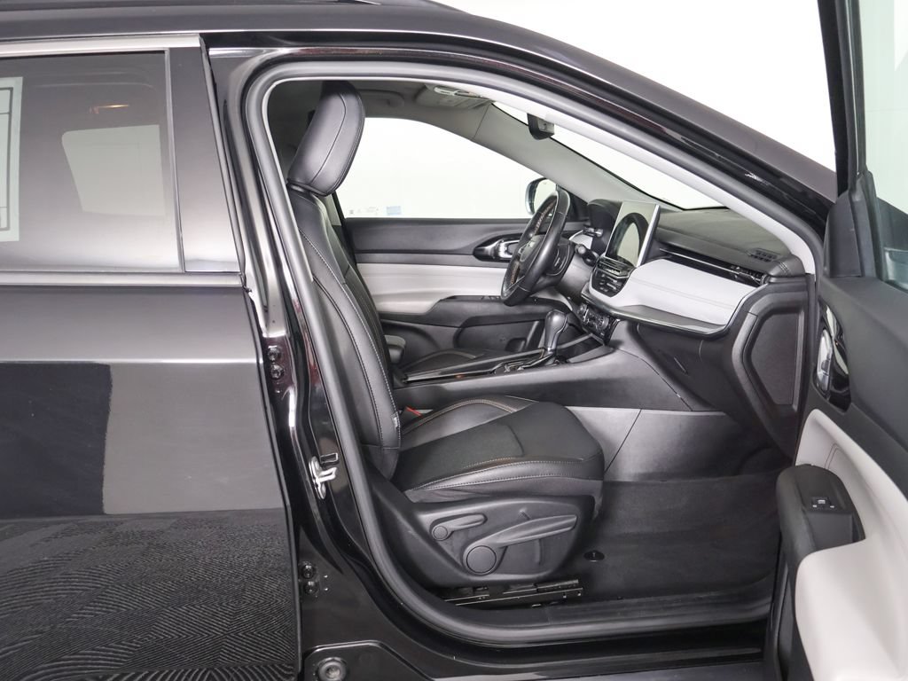 Used 2022 Jeep Compass Limited AWD/4WD image 29