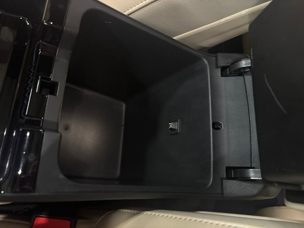 Certified 2023 Jeep Grand Cherokee L Limited image 26