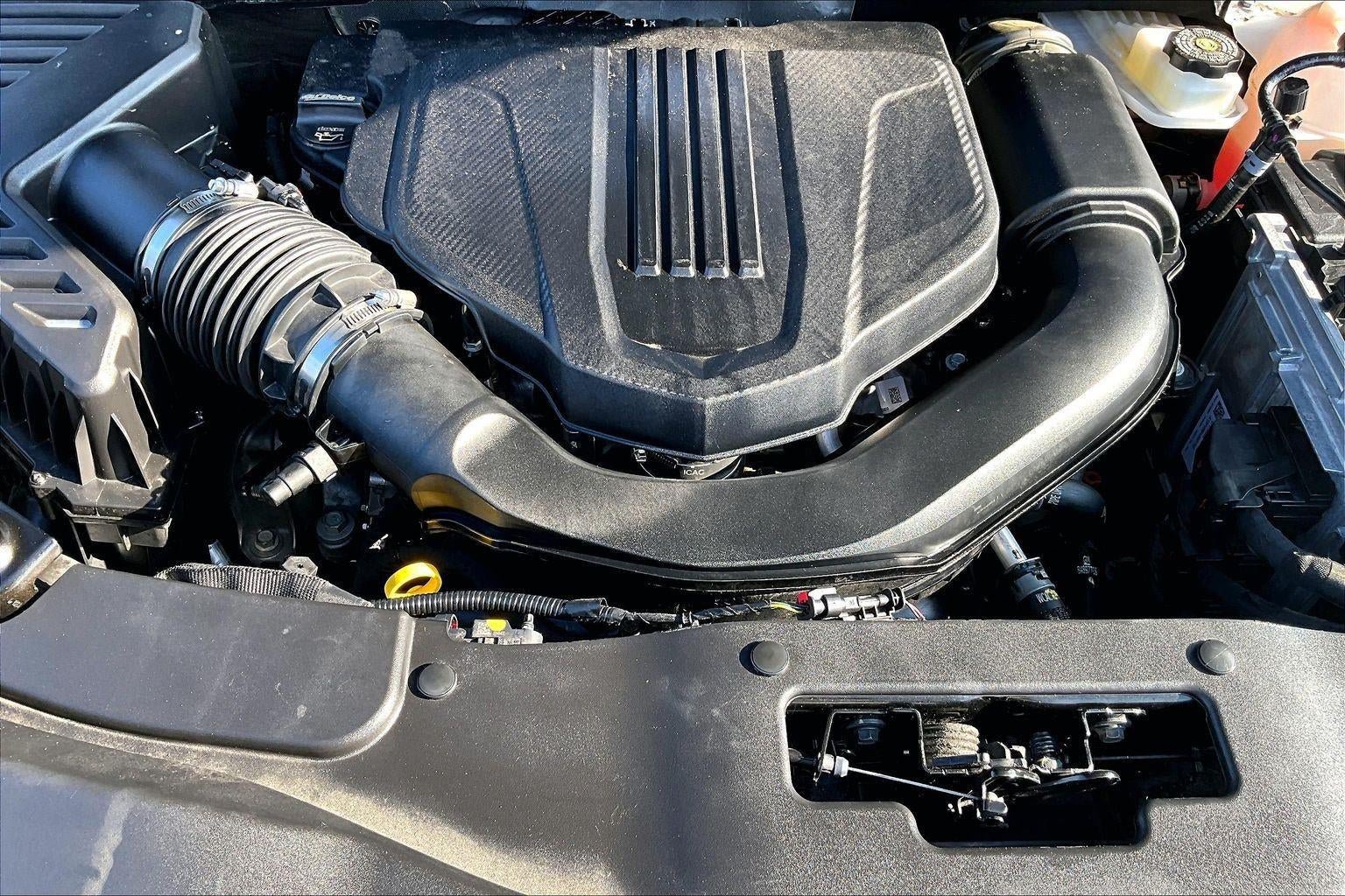 Used 2025 GMC Acadia Elevation AWD/4WD image 33