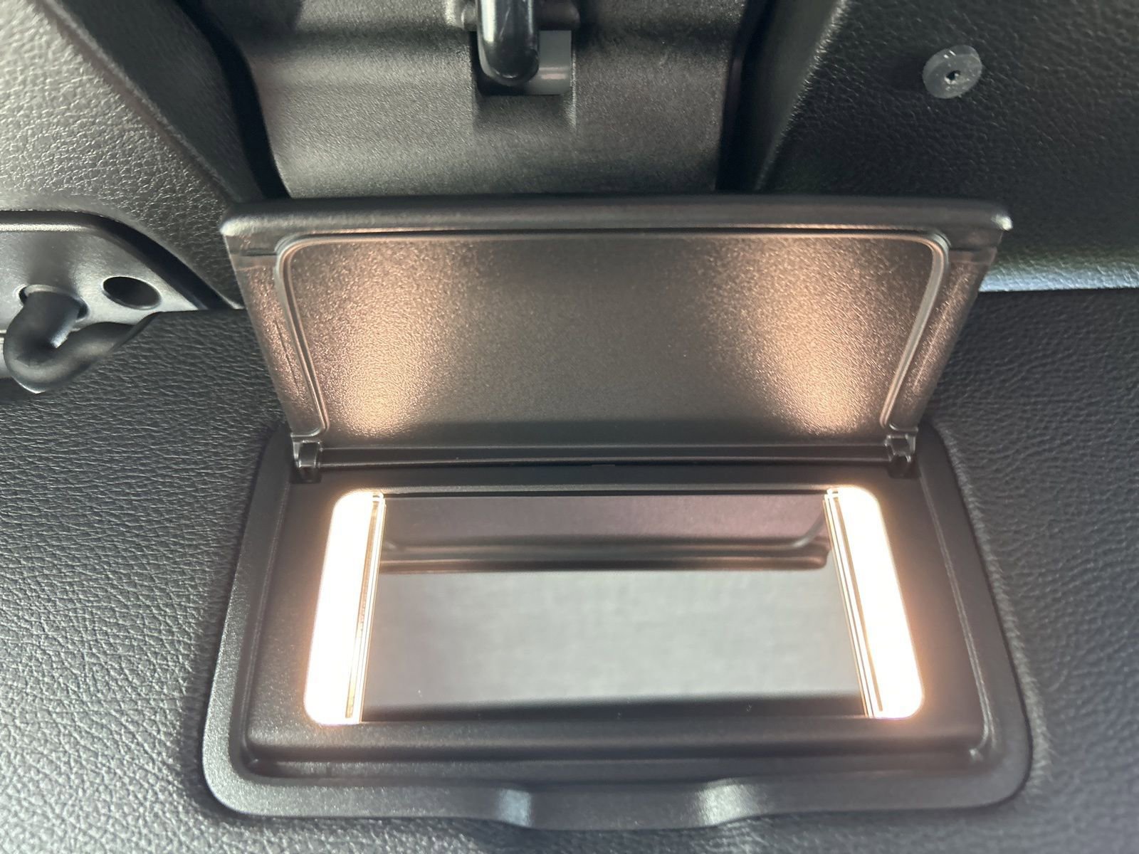 New 2026 Jeep Gladiator Sport image 32