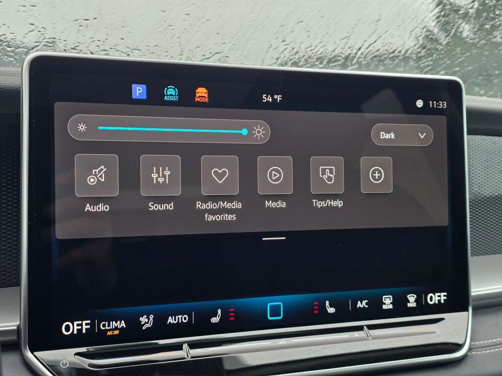 New 2026 Volkswagen Tiguan SE image 28
