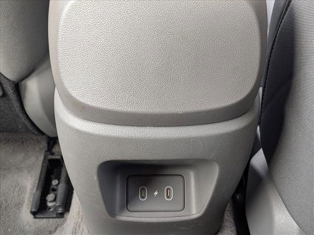 Used 2024 Hyundai Elantra SEL image 19