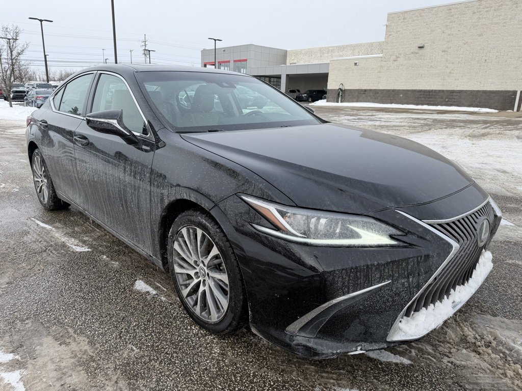 Used 2021 Lexus ES 250 w/ Premium Package image 7