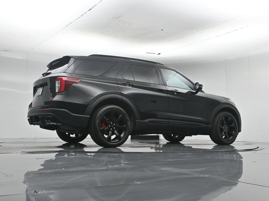 Certified 2023 Ford Explorer ST w/ Equipment Group 401A AWD/4WD image 8