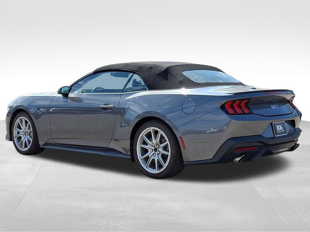 Used 2024 Ford Mustang GT Premium RWD image 4