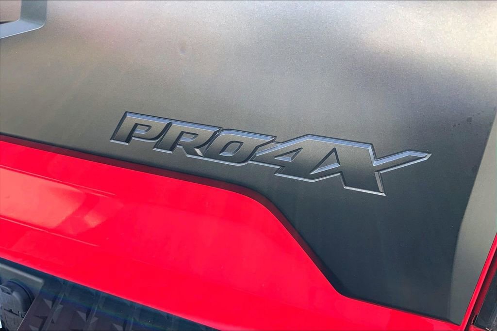 Used 2021 Nissan Titan PRO-4X image 22