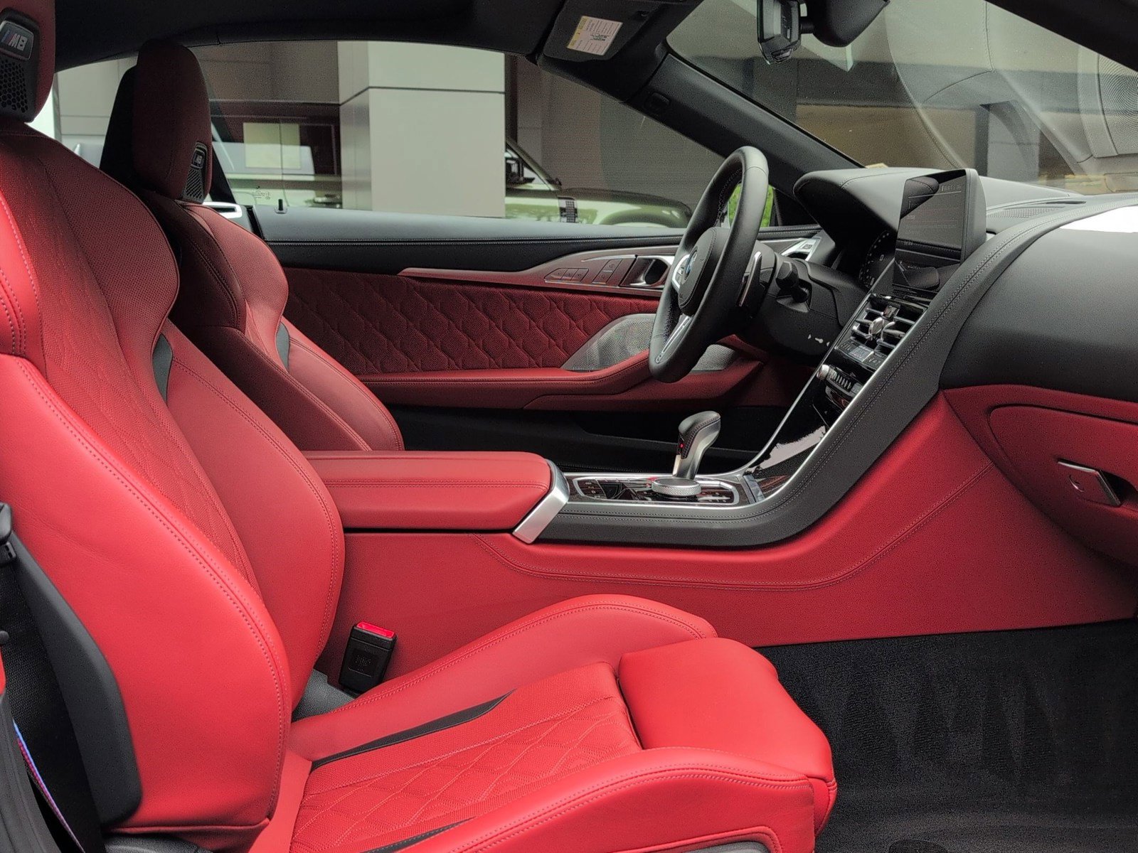 Used 2025 BMW M8 Competition image 31