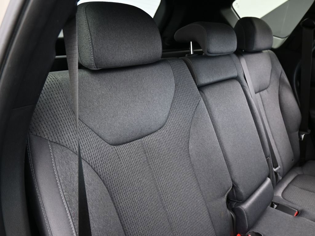 Used 2023 Hyundai Santa Fe SEL FWD image 39