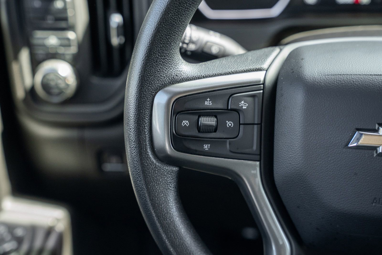 Used 2022 Chevrolet Silverado 2500 Custom w/ Custom Value Package image 27