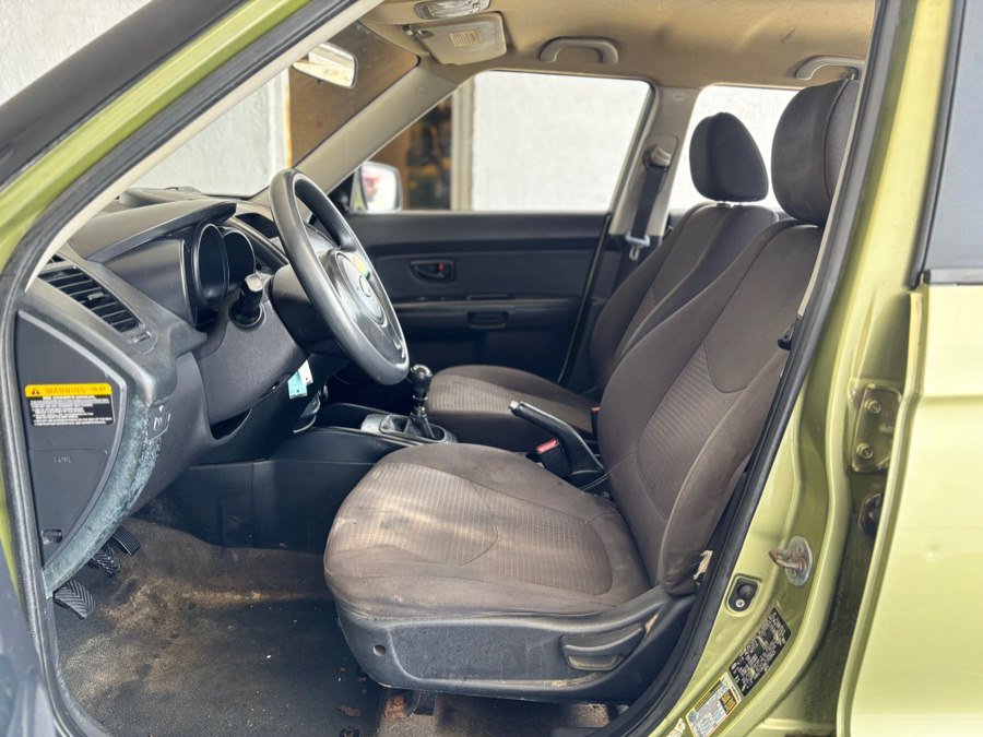 Used 2012 Kia Soul FWD image 7