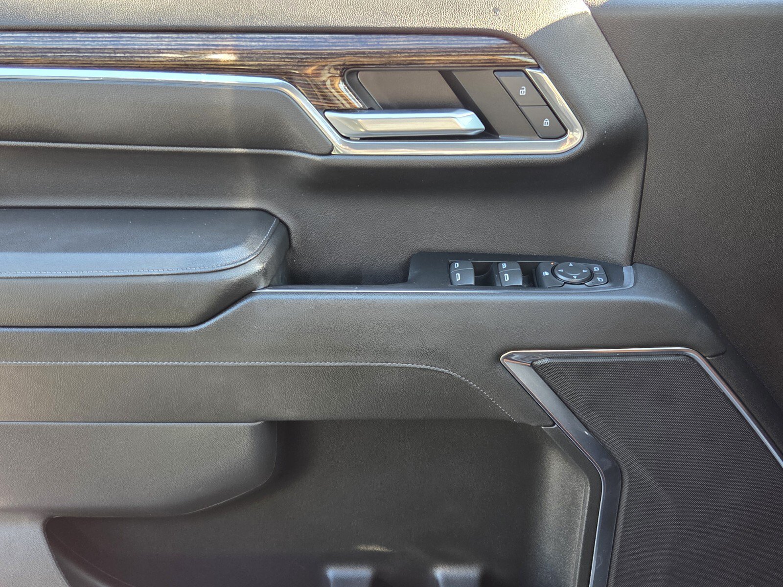 Certified 2024 GMC Sierra 1500 Elevation RWD image 29