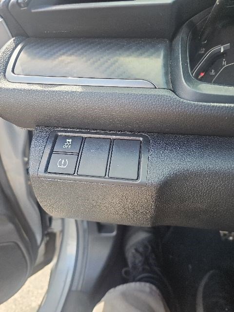 Used 2017 Honda Civic Sport image 7