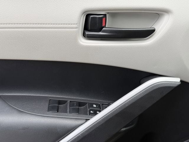 Used 2024 Toyota Corolla Cross L FWD image 21