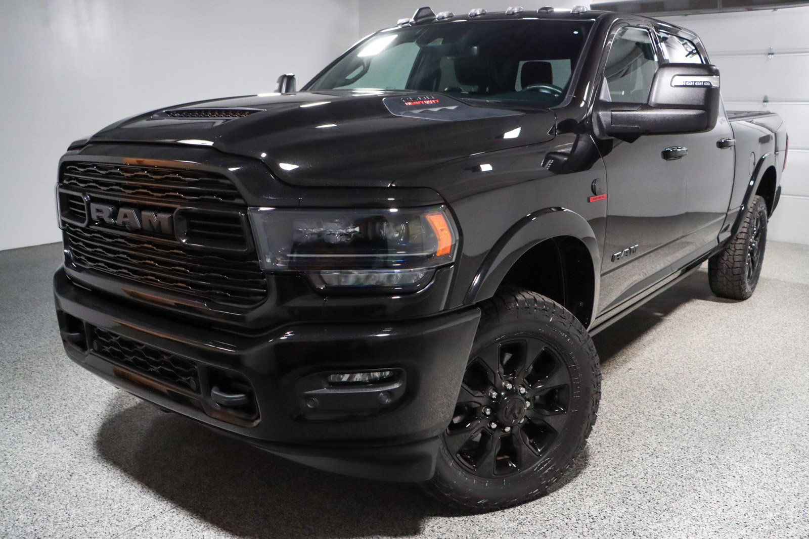 Used 2023 RAM 2500 Limited image 34