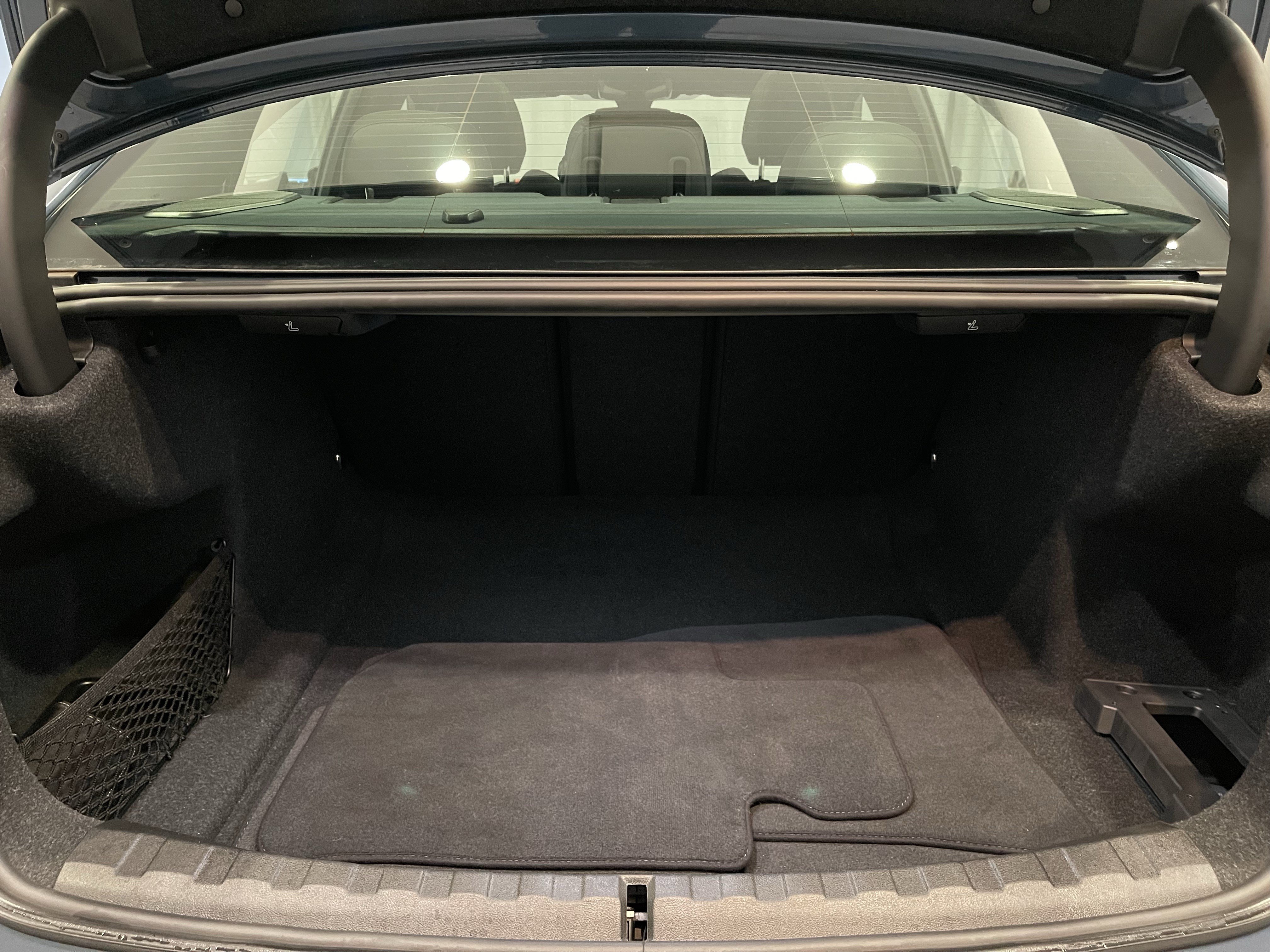 Used 2025 BMW M340i Sedan RWD image 27