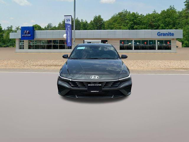 New 2026 Hyundai Elantra Sport FWD image 2