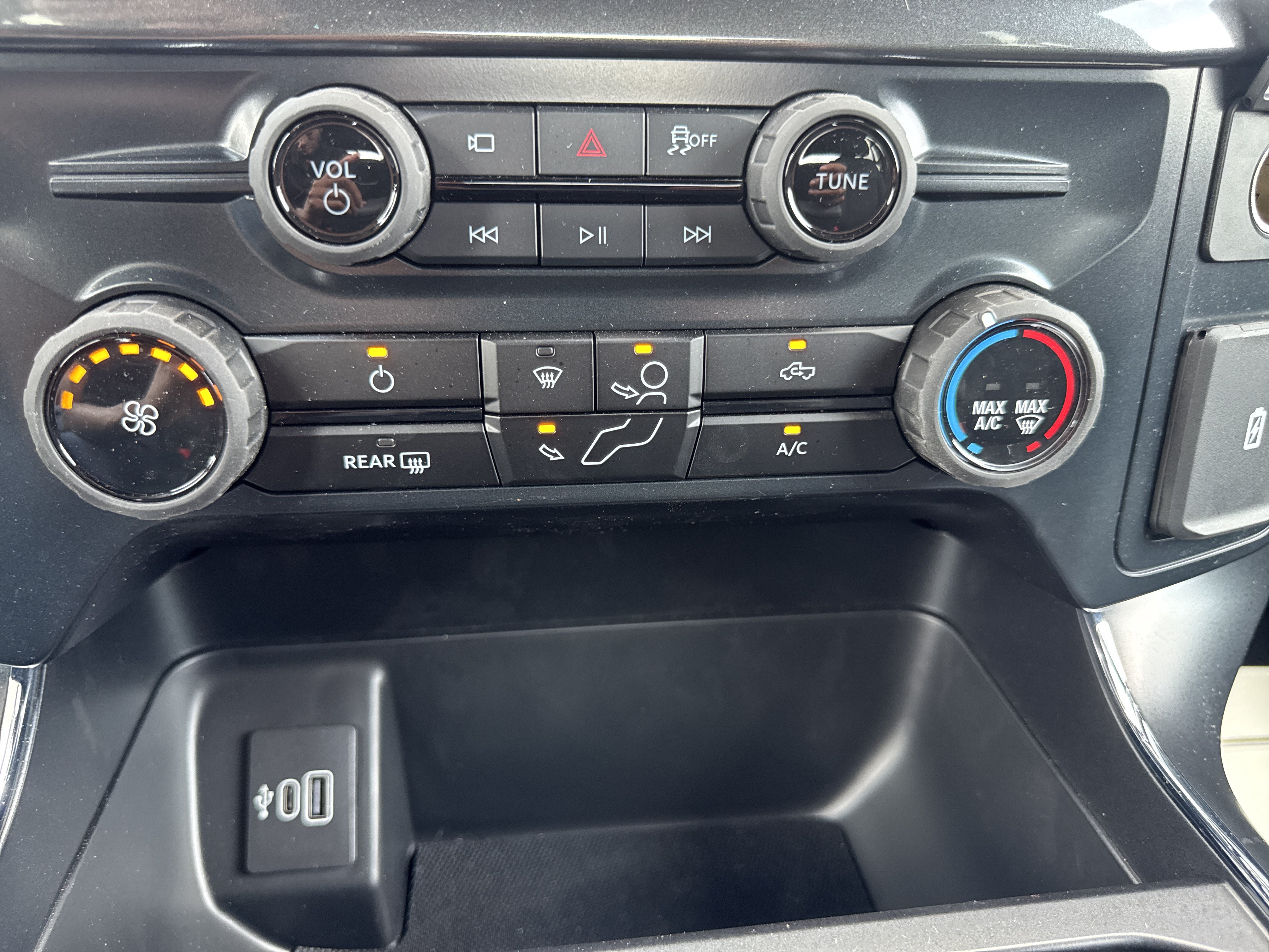 Used 2026 Ford F150 STX w/ Equipment Group 200A AWD/4WD image 25