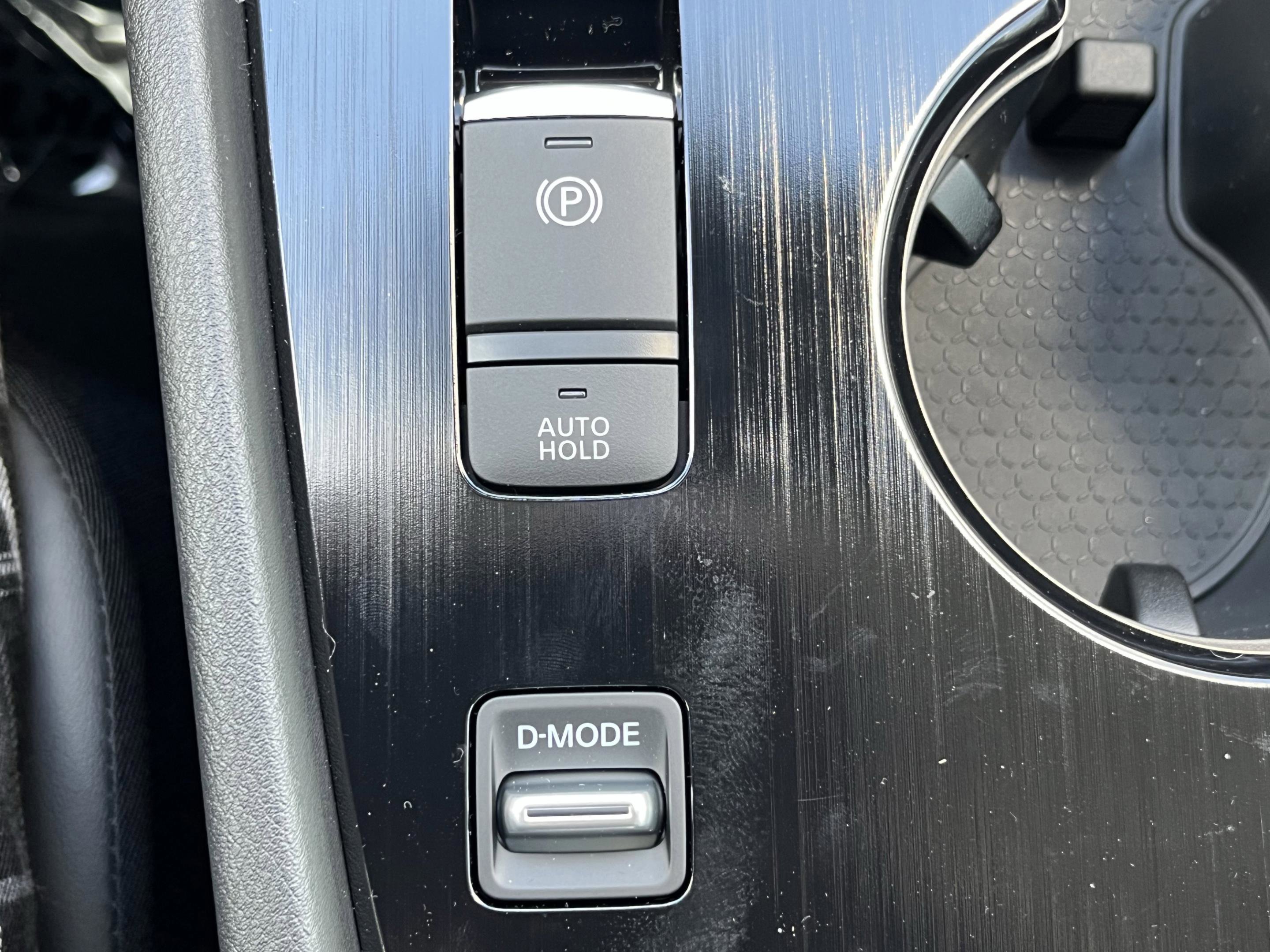 New 2026 Nissan Rogue SV FWD image 34