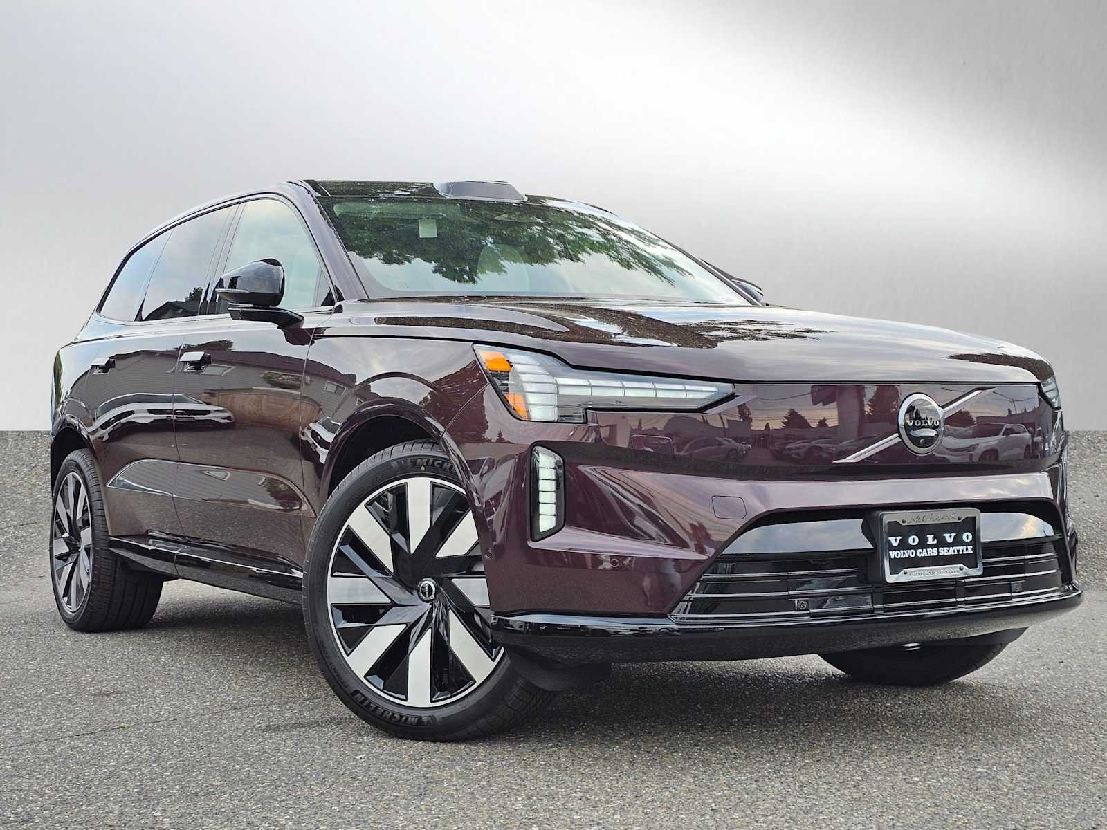 New 2025 Volvo EX90 Ultra w/ Protection Package Premier