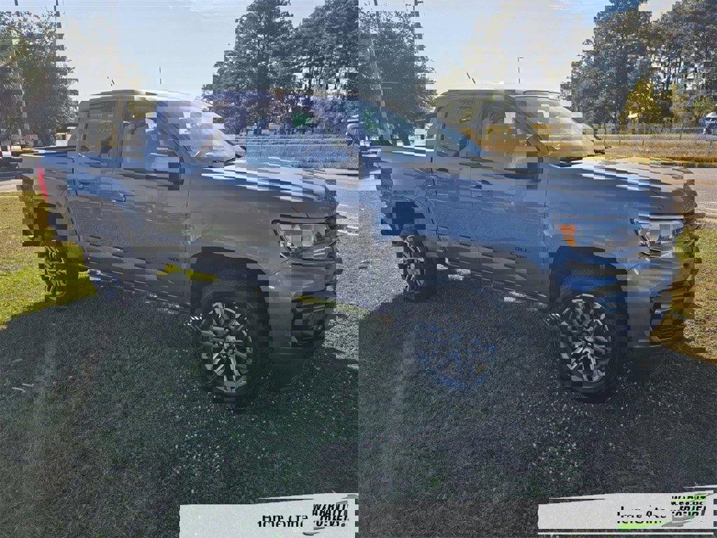 Used 2022 Chevrolet Colorado LT w/ Safety Package