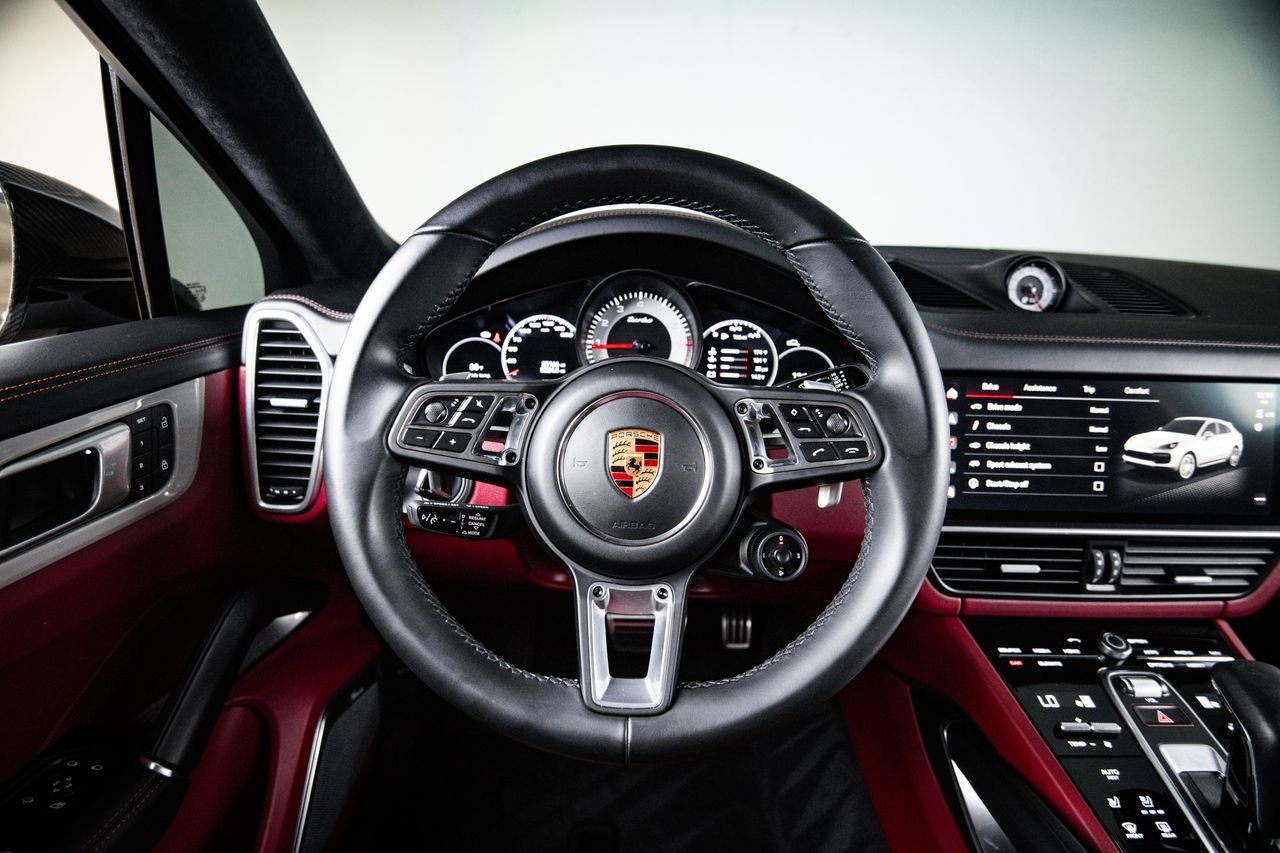 Certified 2022 Porsche Cayenne Turbo AWD/4WD image 26
