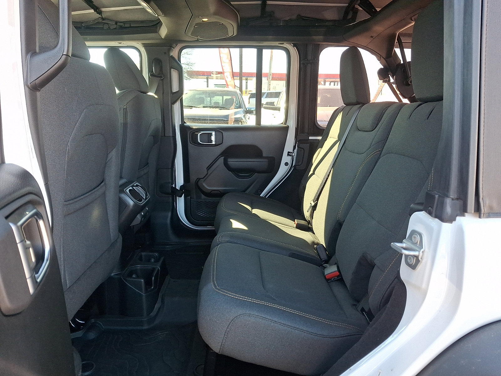 Used 2025 Jeep Wrangler Unlimited Sport image 11