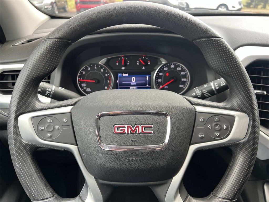 Certified 2023 GMC Acadia SLE w/ Driver Convenience Package image 17