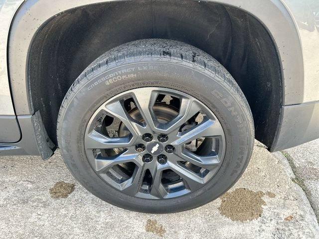 Used 2020 Chevrolet Traverse RS w/ LPO, 'HIT The Road' Package AWD/4WD image 47