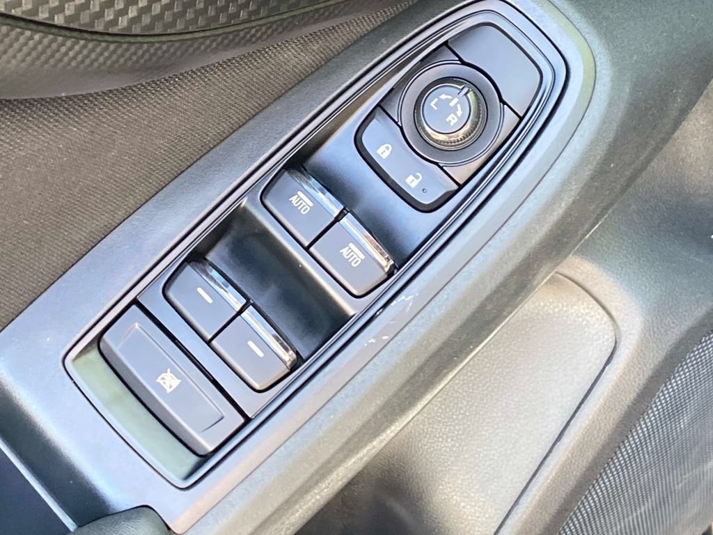 Used 2020 Subaru Impreza 2.0i AWD/4WD image 28