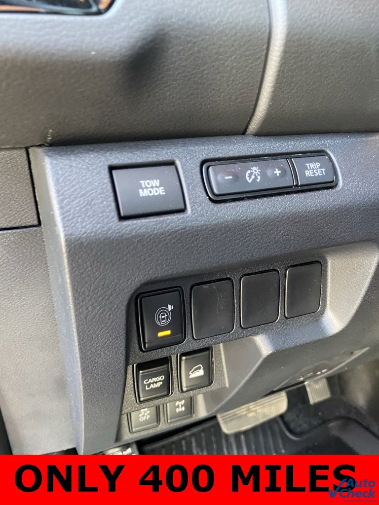 Used 2025 Nissan Frontier PRO-4X w/ Black Accent Package image 28