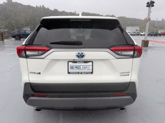 Used 2021 Toyota RAV4 Limited AWD/4WD image 4