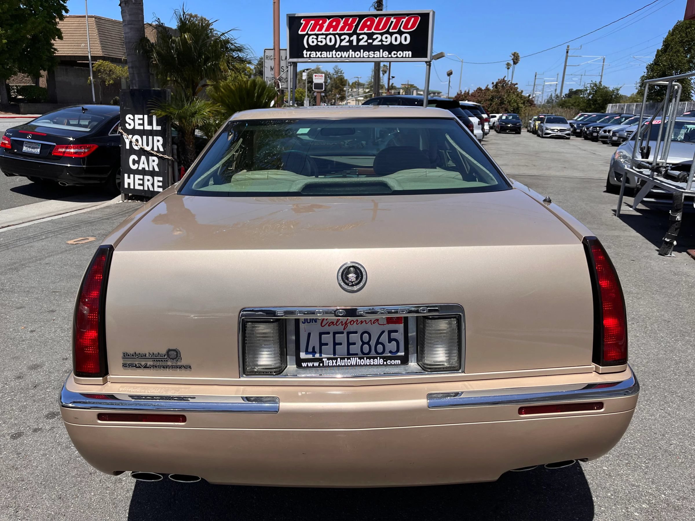 Used 1997 Cadillac Eldorado w/ Leather/Lumbar Pkg FWD image 6