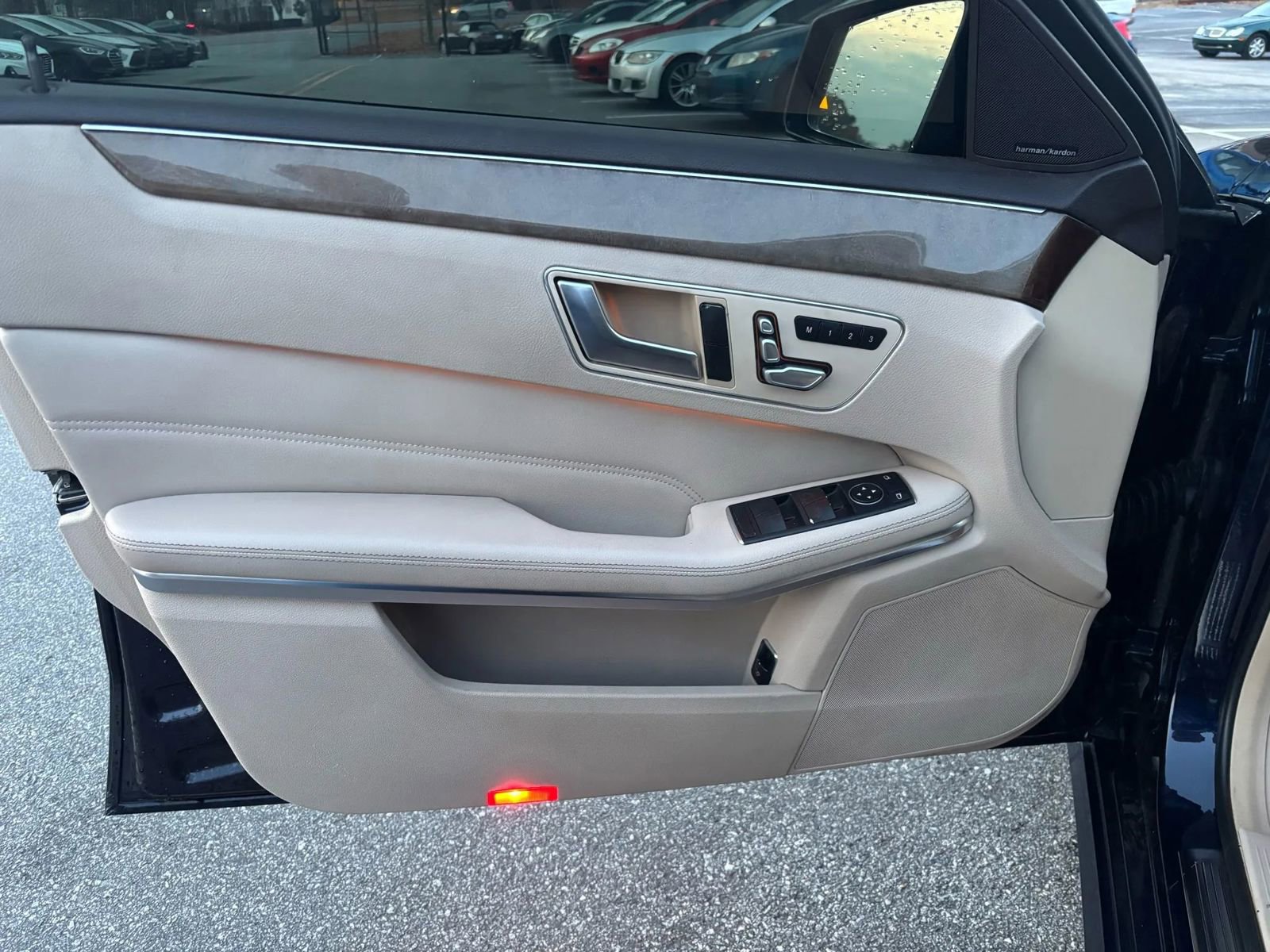 Used 2014 Mercedes-Benz E 350 Sedan image 12