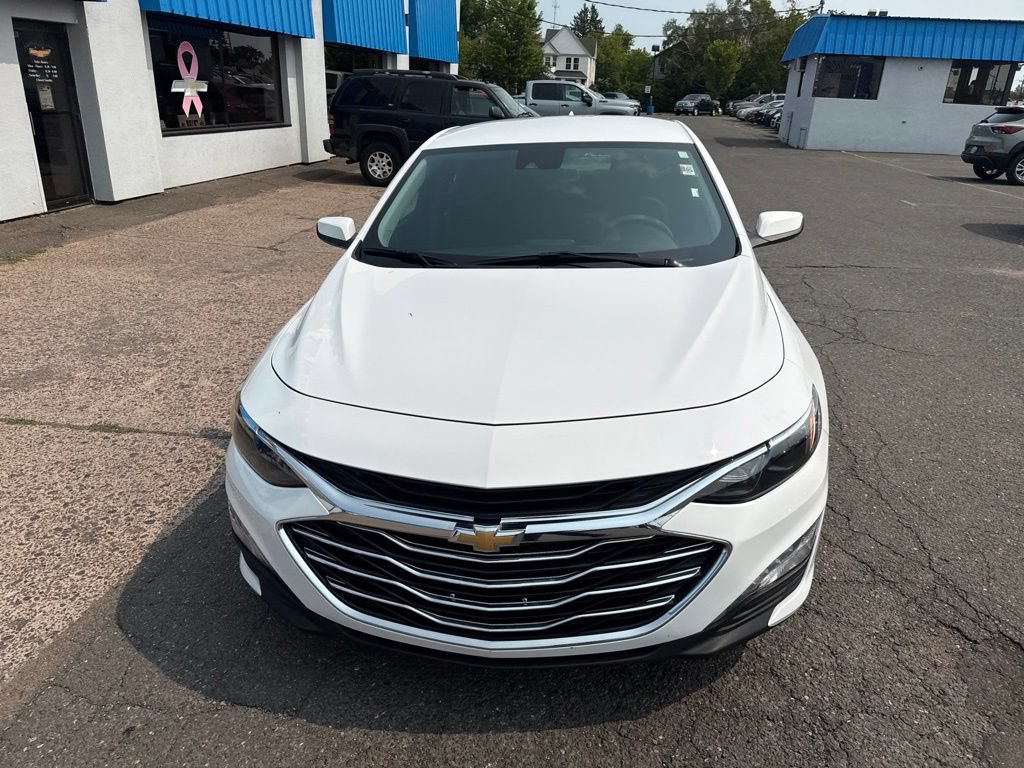 Used 2024 Chevrolet Malibu LT FWD image 4