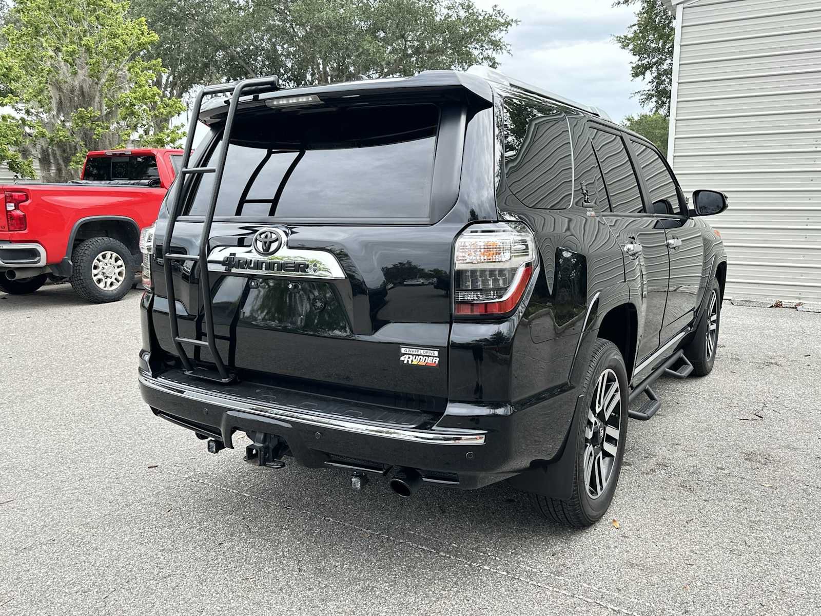 Used 2021 Toyota 4Runner Limited AWD/4WD image 6