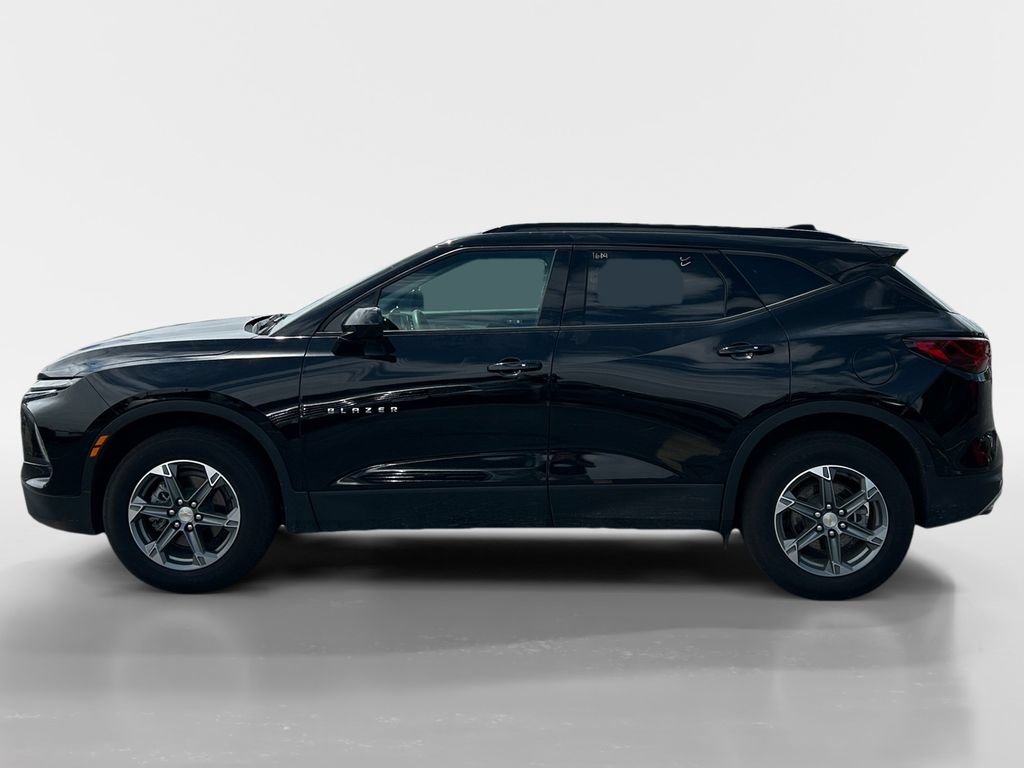 Used 2024 Chevrolet Blazer LT w/ Convenience Package FWD video 2