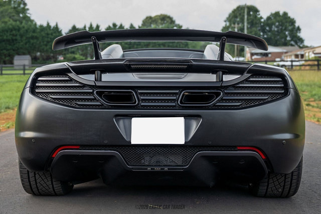 Used 2013 McLaren MP4-12C Spider RWD image 7