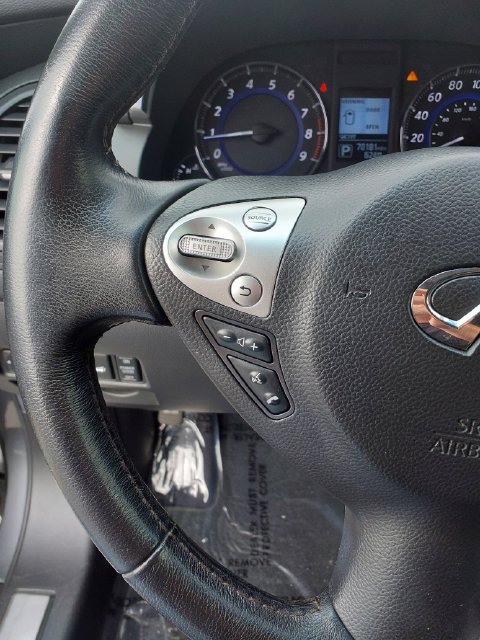 Used 2015 INFINITI QX70 AWD w/ Premium Package image 26