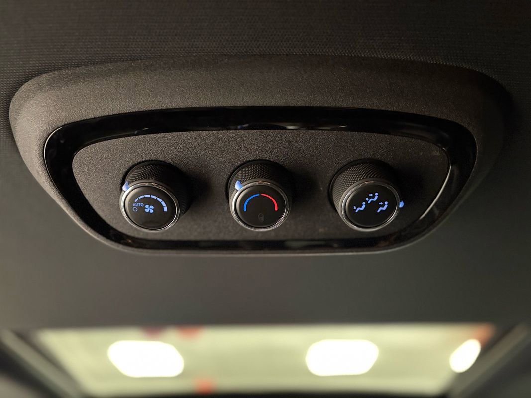 Used 2021 Dodge Durango GT image 28