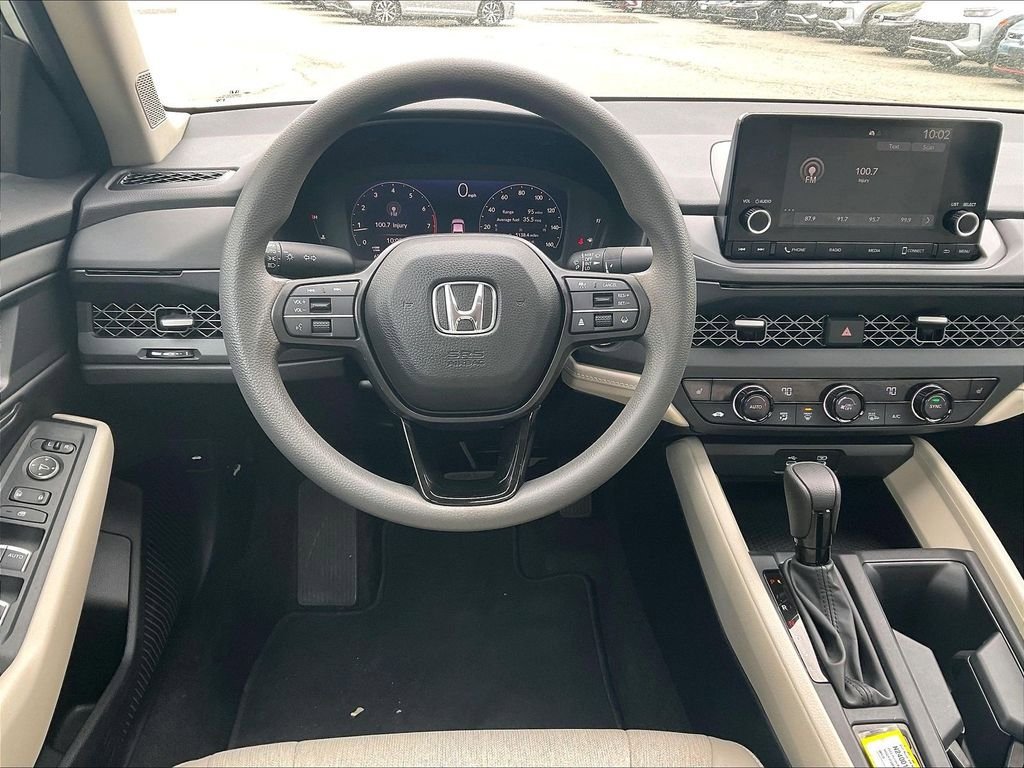 Used 2023 Honda Accord EX image 17