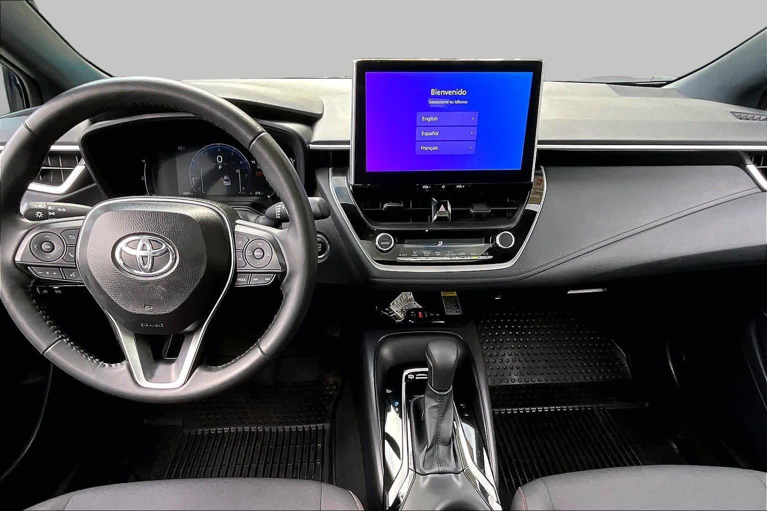 Certified 2025 Toyota Corolla SE w/ SE Premium Package FWD image 15