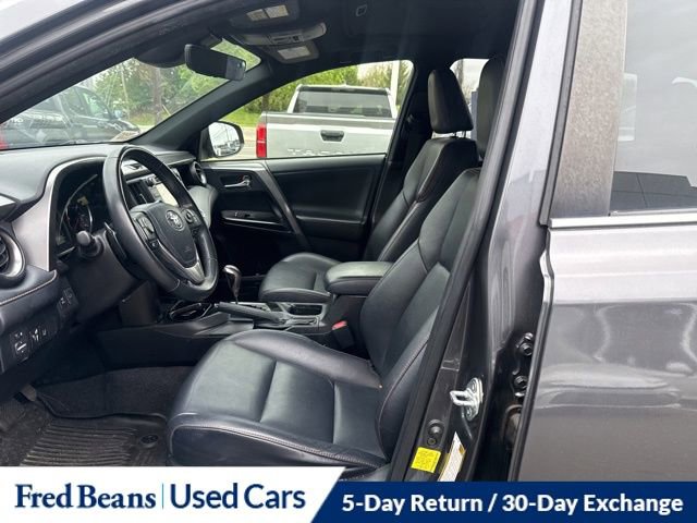 Used 2018 Toyota RAV4 SE w/ Power Extra Value Package AWD/4WD image 18