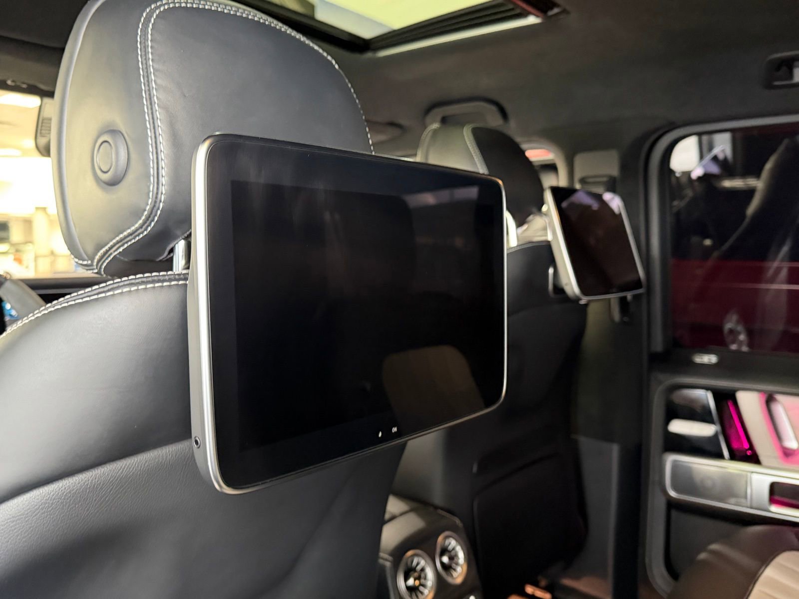 Certified 2025 Mercedes-Benz G 63 AMG 4MATIC image 29