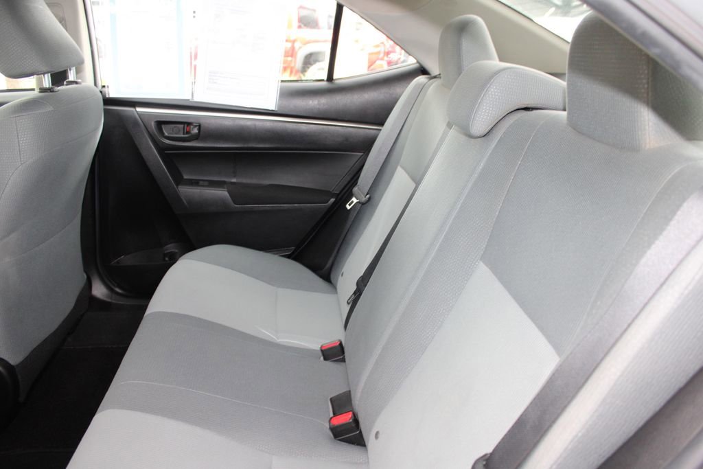Used 2015 Toyota Corolla L FWD image 47