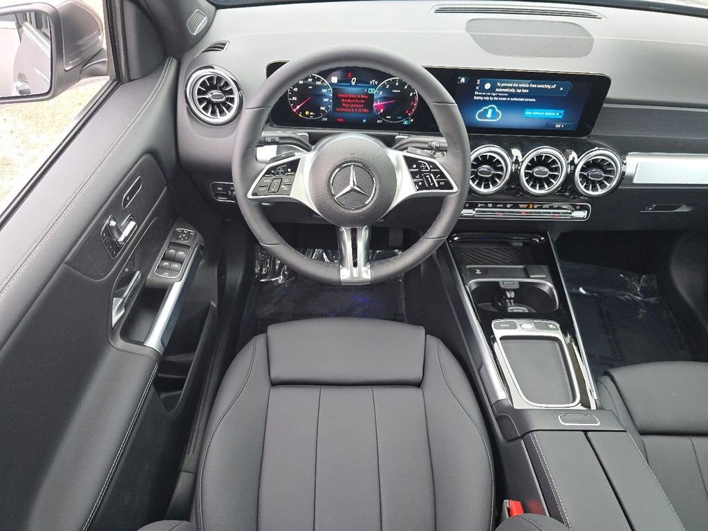 New 2026 Mercedes-Benz GLB 250 4MATIC image 24