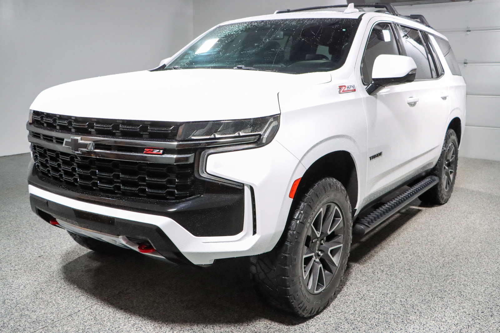 Used 2022 Chevrolet Tahoe Z71 w/ Luxury Package AWD/4WD image 37