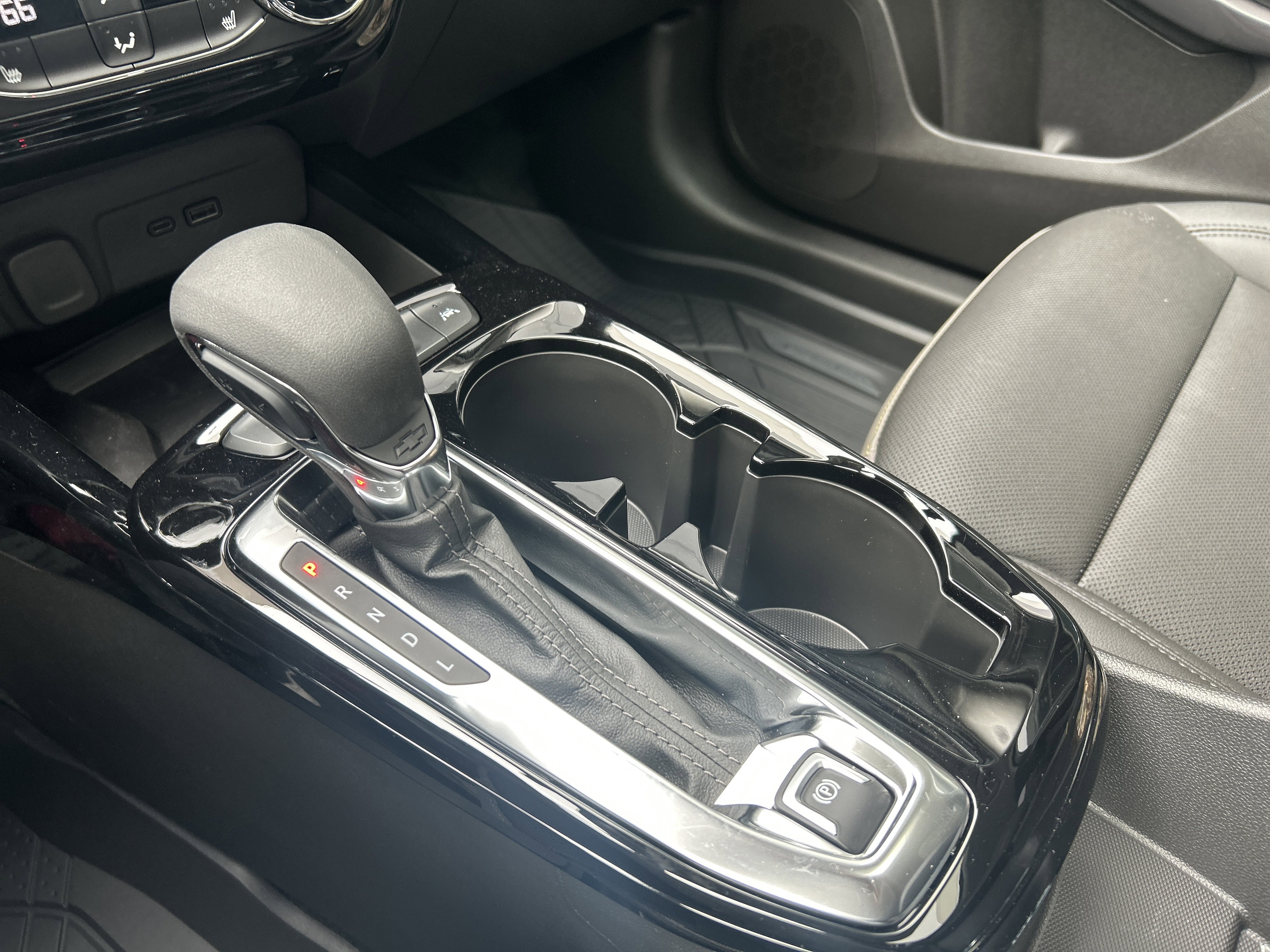 New 2025 Chevrolet Trax ACTIV w/ Sunroof Package image 20