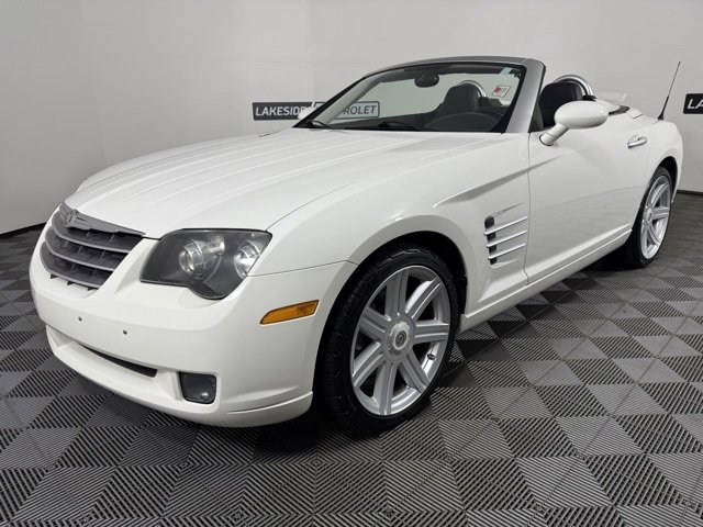 Used 2005 Chrysler Crossfire Limited image 2