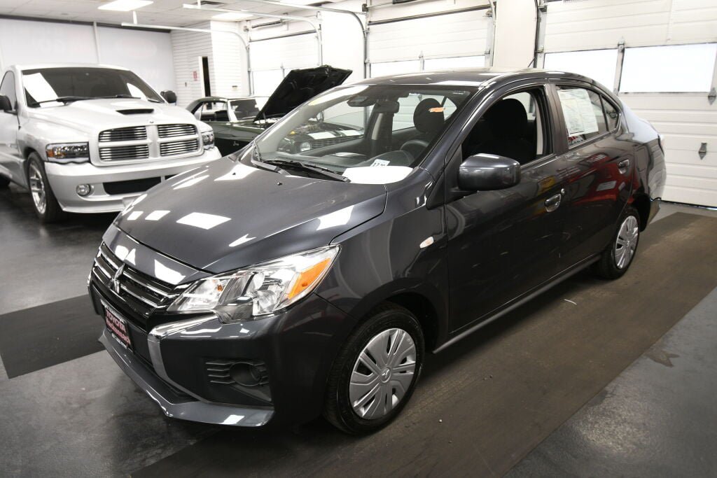 Used 2024 Mitsubishi Mirage G4 ES FWD image 3